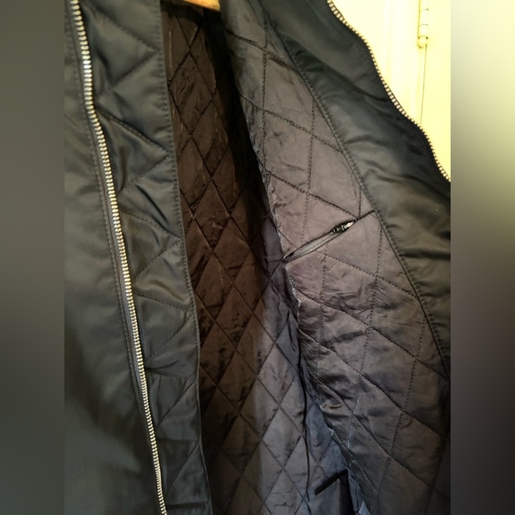 Wilfred Free Aritzia Zip Up Bomber Varsity Black Quilted Jacket - Picture 11 of 15